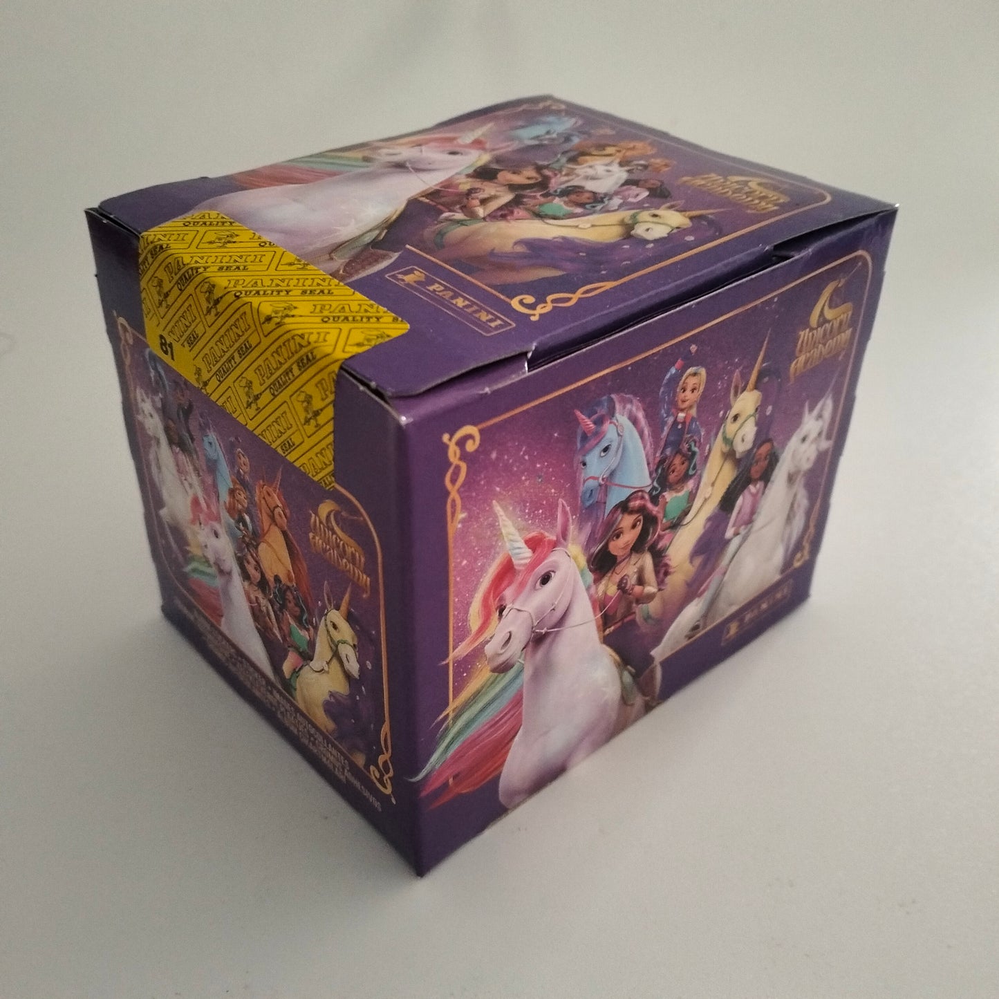 Panini Academia Unicornio caja 50 sobres